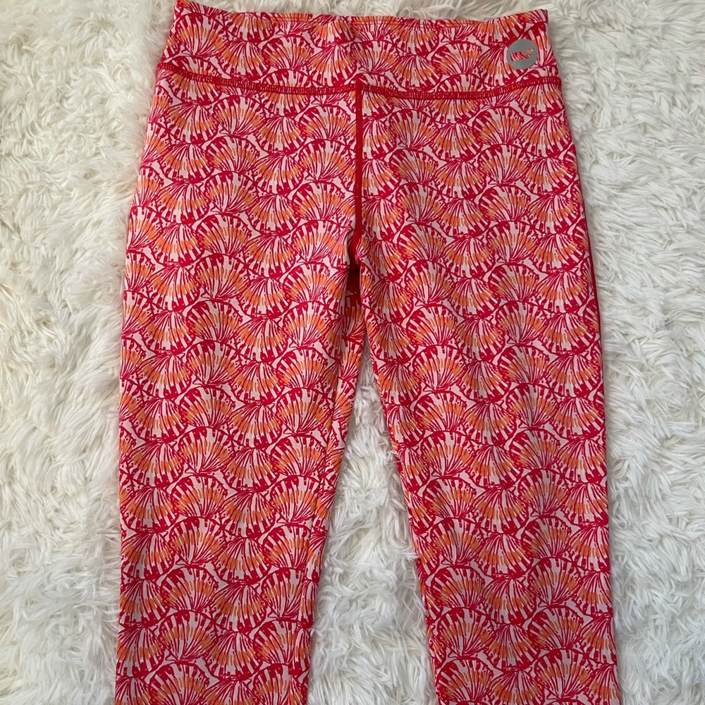 Vineyard vines seashell Girls performance wear Leggings
